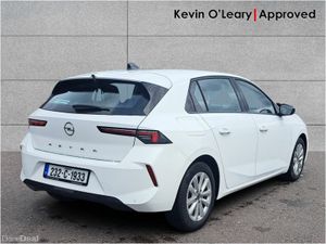 Opel Astra 1.2T SC - Image 3