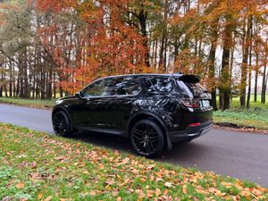 Land Rover Discovery Sport 2020 - Image 4