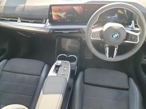 BMW iX2 * 456 Km Range *iX2 eDrive20 M Sport*GOVT - Image 4