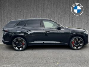 BMW XM 50e - Image 3