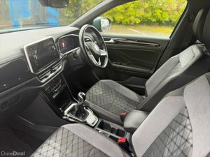 Volkswagen T-Roc R-LINE 2.0 TDI 116HP MANUAL - Image 3