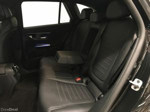 Mercedes-Benz GLC GLC300 e 4Matic AMG Line 31.2 kW - Image 4