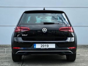 Volkswagen Golf Comfortline 1.2Tsi Automatic - Image 4