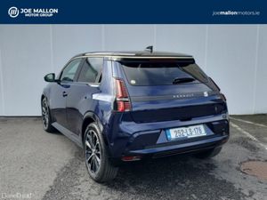 Renault 5 E-Tech EV52kw 150hp Iconic - Image 2