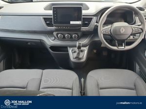 Renault Trafic Passenger 170 Extra Auto 9 Seater - Image 4