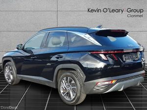 Hyundai Tucson 2WD Executive Plus - Image 4