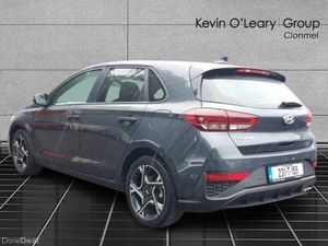 Hyundai i30 Petrol Deluxe NLine - Image 3