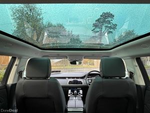 Land Rover Range Rover Evoque SUNROOF P300E R-DYNA - Image 3