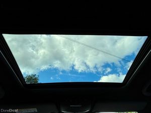 Mercedes-Benz EQC SUNROOF 400 AMG LINE PREMIUM 4MA - Image 3