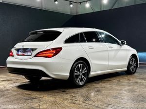 Mercedes-Benz CLA CLA180 - SHOOTING BRAKE - 1.6 AU - Image 4