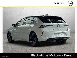 Opel Astra GS 1.2 Turbo 130PS 6 Speed - Image 4