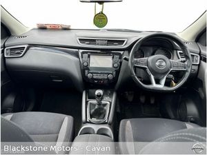 Nissan Qashqai 1.5 DSL SV - Image 2