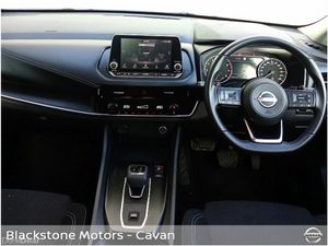 Nissan Qashqai 1.3 PET MILD HYBRID SV CVT - Image 2