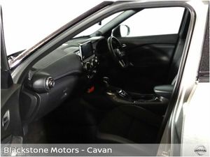 Nissan Juke HYBRID 1.6 SV PREMIUM - Image 4