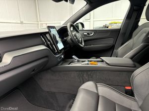 Volvo XC60 T6 BLACK EDITION *NEW MODEL* €175 P/W 3 - Image 4