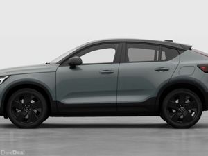 Volvo EC40 BLACK EDITION LONG RANGE *571KMS RANGE* - Image 3