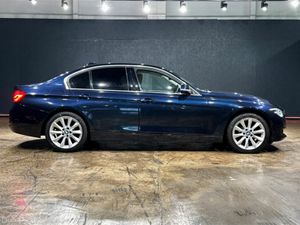 BMW 3-Series 330E HYBRID AUTOMATIC 2.0L - FULL CRE - Image 3