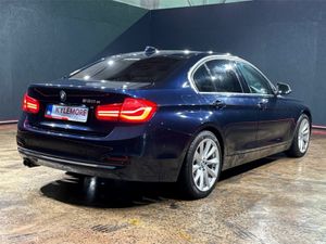 BMW 3-Series 330E HYBRID AUTOMATIC 2.0L - FULL CRE - Image 4