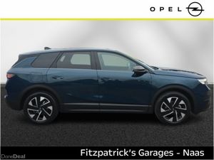 Opel Grandland GS HYBRID Demo with 3.9% Finance Av - Image 4