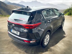 2016 Kia Sportage 1.7 D LX - Image 3