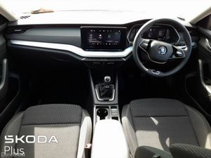 Skoda Octavia Combi Selection 2.0TDI 115HP - Image 3