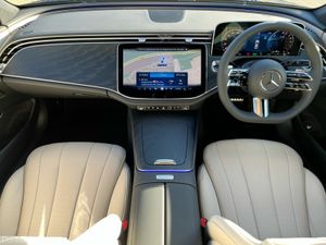 Mercedes-Benz E-Class E 300DE AMG Line Plus EQ PHE - Image 4