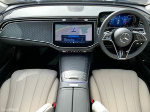 Mercedes-Benz E-Class 220D Avantgarde Plus 2.0 lit - Image 3