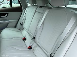 Mercedes-Benz EQE 300 AMG Line Electric SUV - Image 4