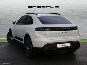 Porsche Macan 4 Electric - Image 3