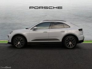 Porsche Macan 4 Electric - Image 4