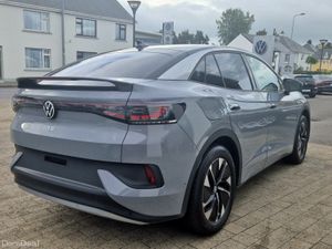 Volkswagen ID.5 PRO 77KWH 553KM RANGE 286BHP - Image 3