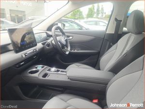 MG Cyberster ORDER YOUR NEW MG S5 TODAY - Image 4