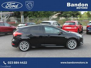 Ford Focus Focus St-Line  ST-Line Navigation  T Ec - Image 4