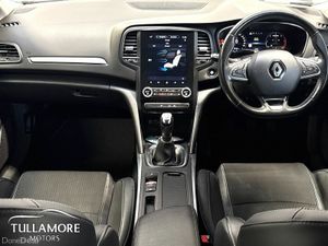 Renault Megane 1.5 Blue dCi 115 ICONIC ST - Image 2