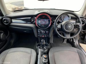 Mini One ONE CLS1 2 DR AUTO - Image 4