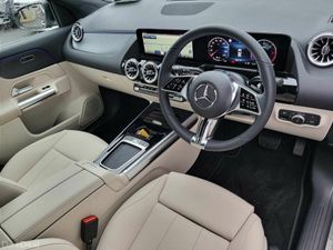 Mercedes-Benz GLA GLA200d PROGRESSIVE LINE PLUS AU - Image 2