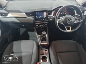 Renault Captur dCi 95 Iconic - Image 2