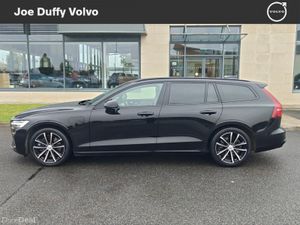 Volvo V60 PHEV T6 (350hp) Plus Dark AWD - Image 4