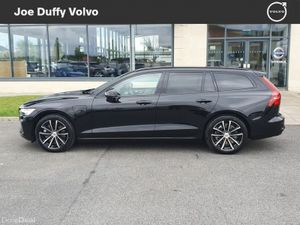 Volvo V60 Plus Dark T6 350hp *Harmon, Power Seats* - Image 4