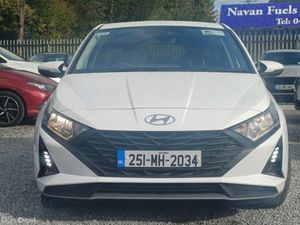 Hyundai i20 Deluxe Plus - Image 2