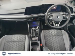 Volkswagen Golf 1.5 TSI 130HP R-Line - Image 3