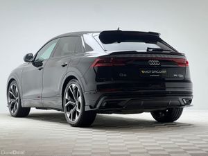 Audi Q8 55 TFSI E S LINE BLACK ED 381HP QUATTRO - Image 4