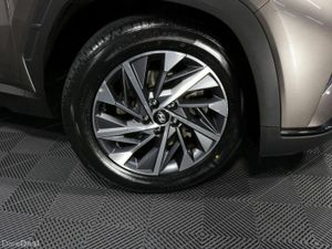 Hyundai Tucson DIESEL 1.6L EXECUTIVE PLUS SUV - Image 4