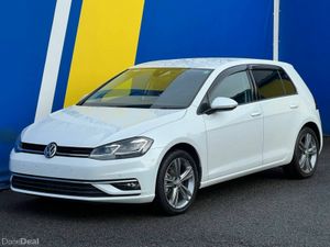 Volkswagen Golf HIGHLINE 1.4 TSI ** HUGE SPEC ** / - Image 3