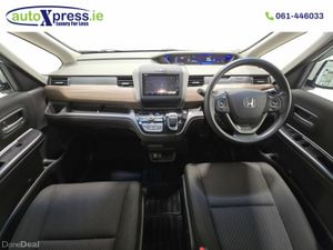 Honda Freed HYBRID G Automatic, 7 Seat Reversing c - Image 4