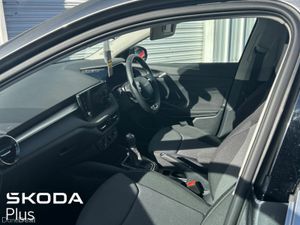 Skoda Fabia FABIA SELECTION 1.0 MPI 80 BHP - Image 4