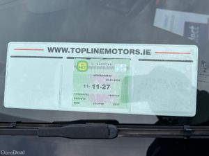 Mini Cooper ==CROSSOVER//AUTO//LIKE NEW//NCTED== - Image 2