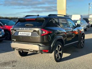 Dacia Duster Petrol-Hybrid 140 BHP Journey - Image 3