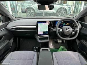 Renault Scenic E-Tech E-Tech 87kWh 220hp Techno (U - Image 4
