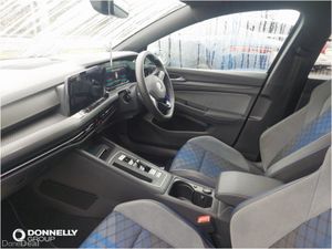 Volkswagen Golf Hatchback R - Image 3